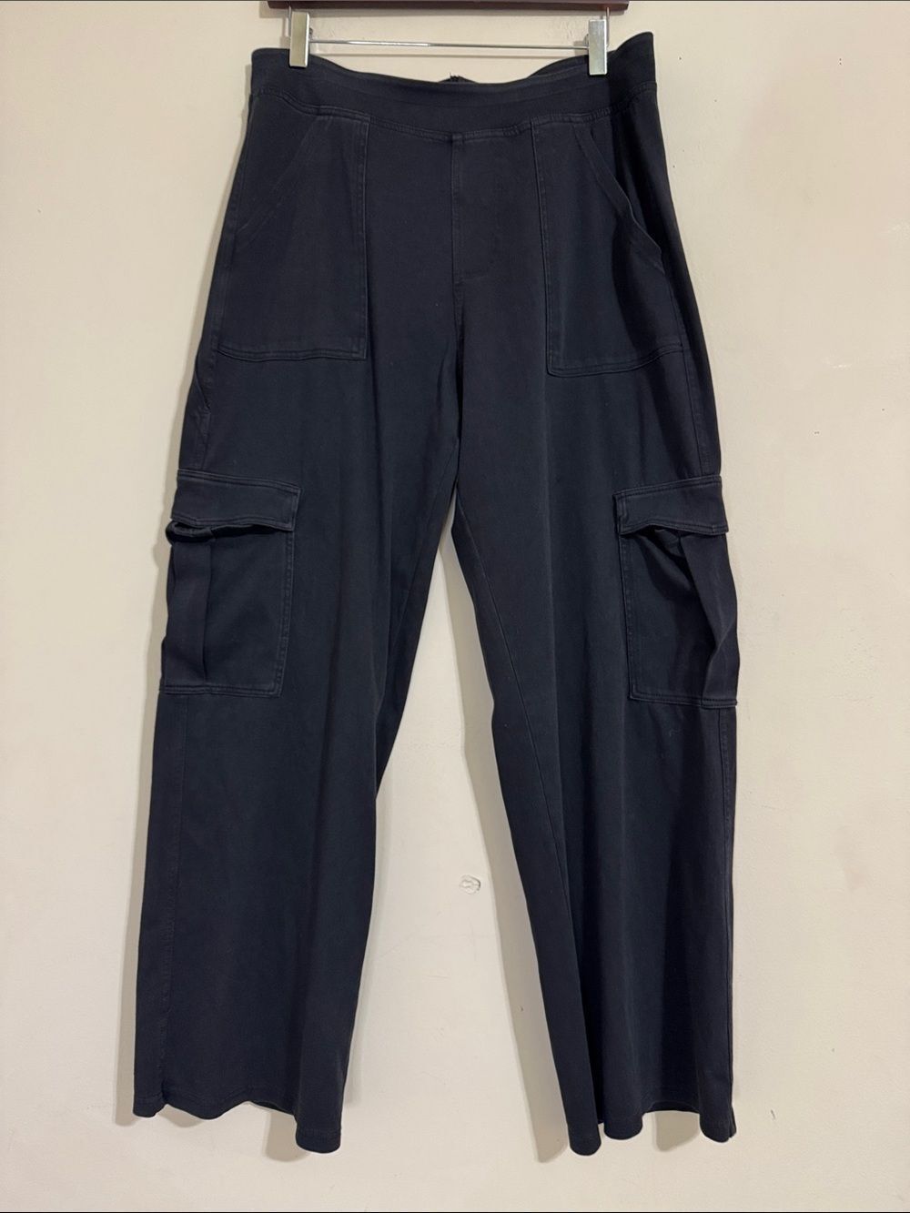 NWT Halara Flex Wide Leg Cargo Pants Women Black Size XLP Comfy Utility Casual